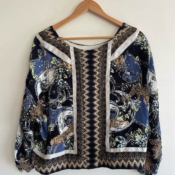 Free People catch me if you can cheetah boho long sleeve v neck size XS - Picture 2 of 9